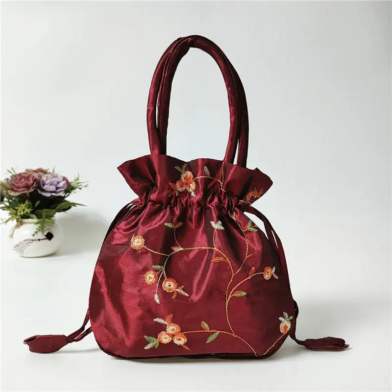 Embroidered Silk Handbags Ethnic Style Clutches Fashionable Bags