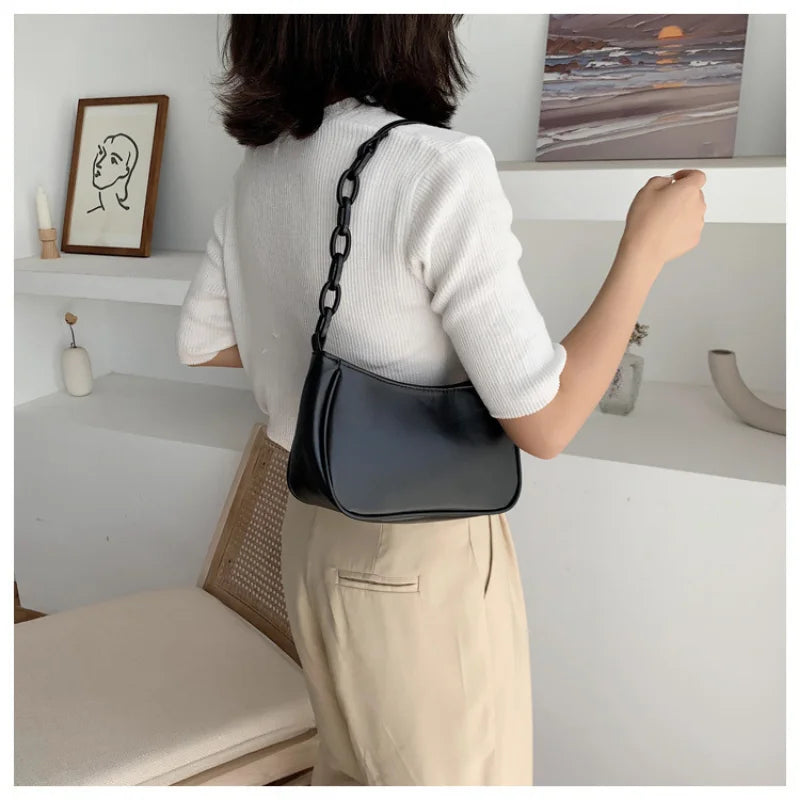 Women's Chain Armpit Bag Spring and Summer Foreign Hot Shoulder Bag