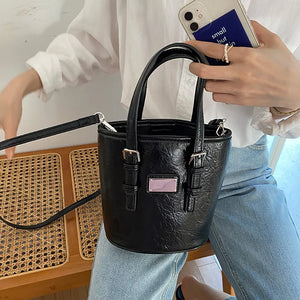 Vintage Bucket Bag 2022, Cross Body, Commuter Bag
