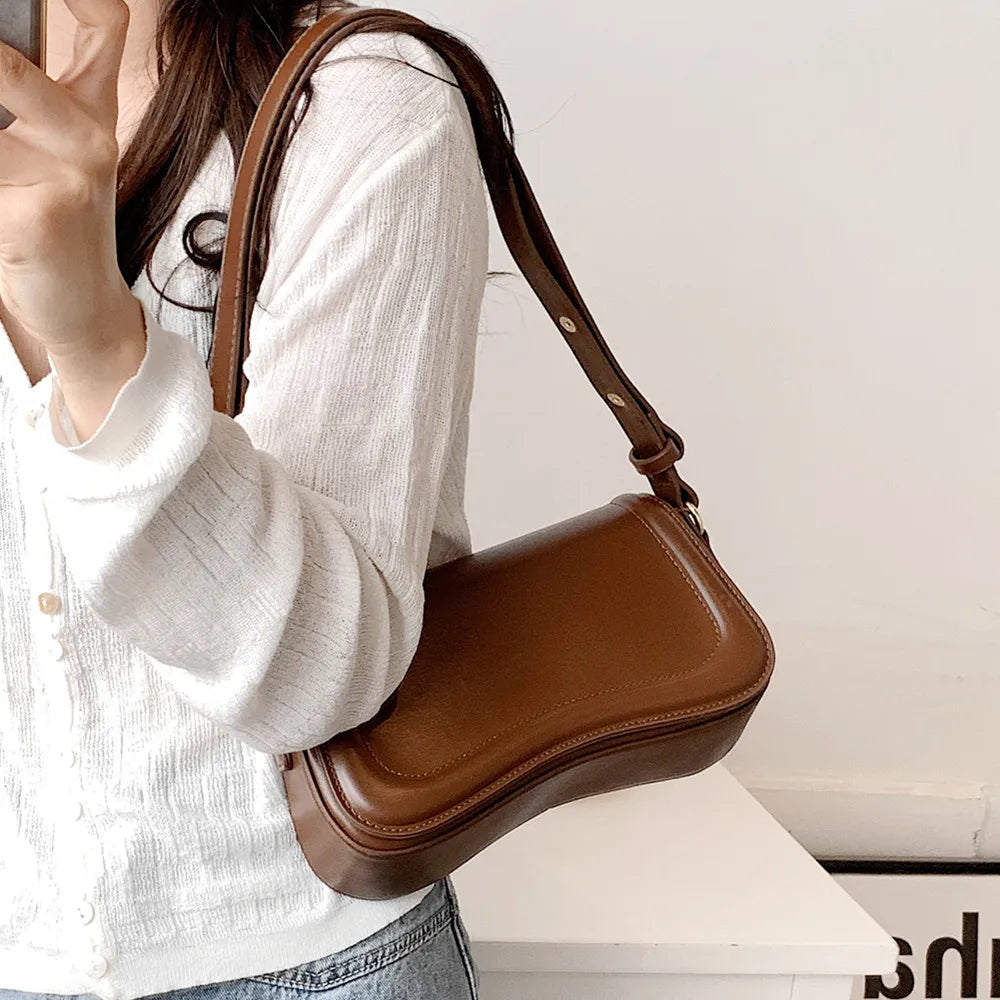 Vintage Small Saddle Shoulder Bag for Women Winter Crossbody Purse