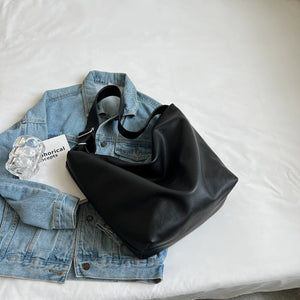 Vintage Women Large Leather Crossbody Bag Hobo Handbag