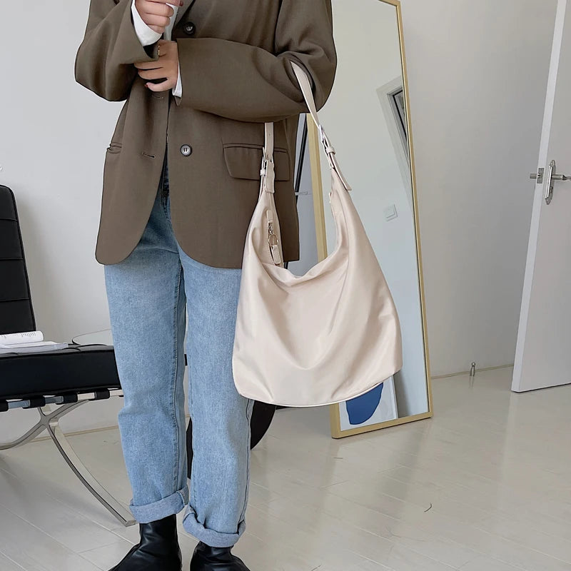 Nylon Large Capacity Women's Shoulder Bag