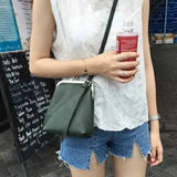 Vintage Small Shoulder Crossbody Bag Women's Handbags Purses Kiss Lock Bag