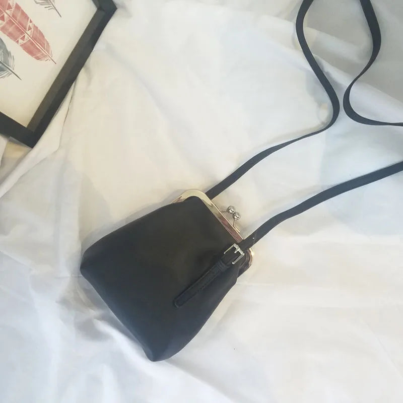 Vintage Small Shoulder Crossbody Bag Women's Handbags Purses Kiss Lock Bag