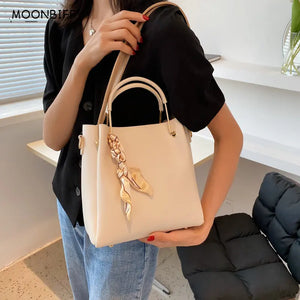 Autumn Ladies Shoulder Bag Portable Tote Bucket Bag