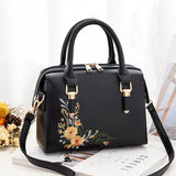 High-Quality Embroidered Shoulder Bag Summer Messenger Bag