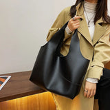 Retro Large-capacity Shoulder Bag for Women