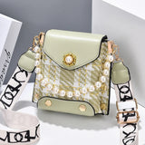 Riveted One Shoulder Crossbody Bag Women Pearl Chain