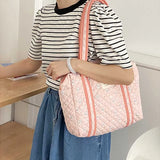 Floral Pattern Quilted Cotton Weekender Luggage Bag Large Capacity
