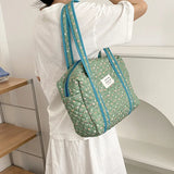 Floral Pattern Quilted Cotton Weekender Luggage Bag Large Capacity