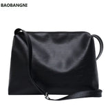 Ins Women's Bag Winter Shoulder Bag Hong Kong Style Net Red Messenger Bag