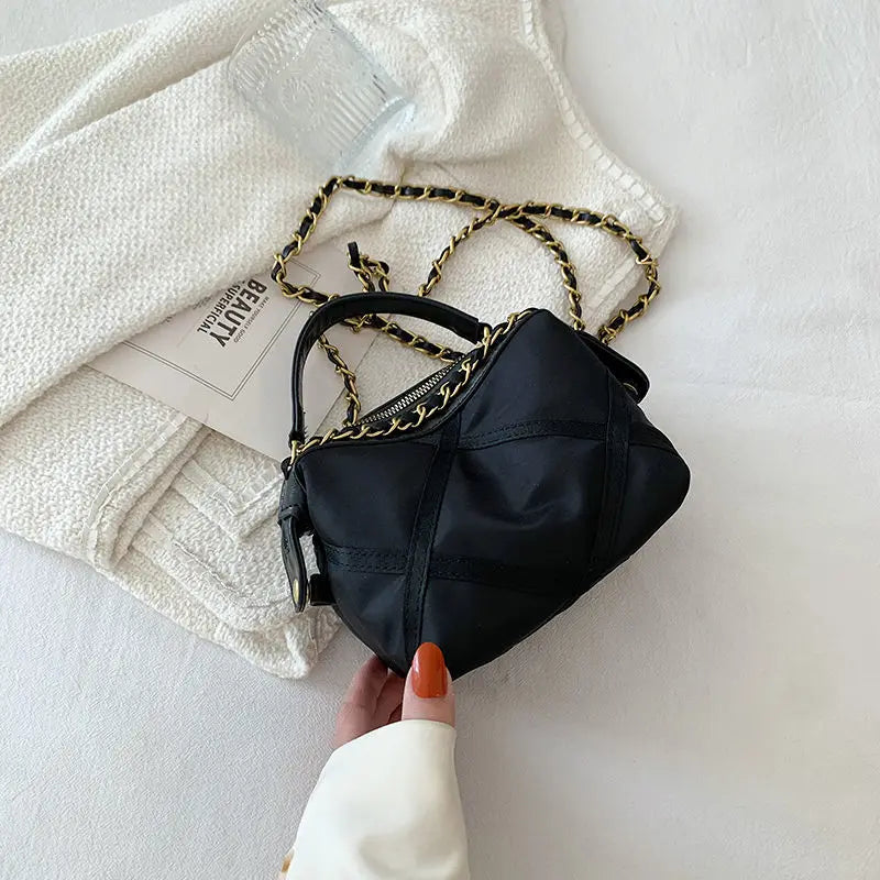 Nylon Rhombus Chain Shoulder Bag, Versatile High Quality Dumpling Bag