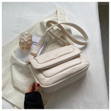 Vintage Leather Crossbody Bag for Women Small Travel Flap Bag