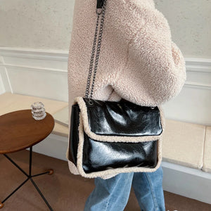 Large Capacity Woman Chains Shoulder Bags PU Leather Messenger Bags