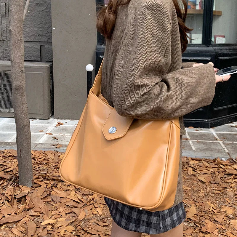 Retro Wax Leather One-Shoulder Tote Bag