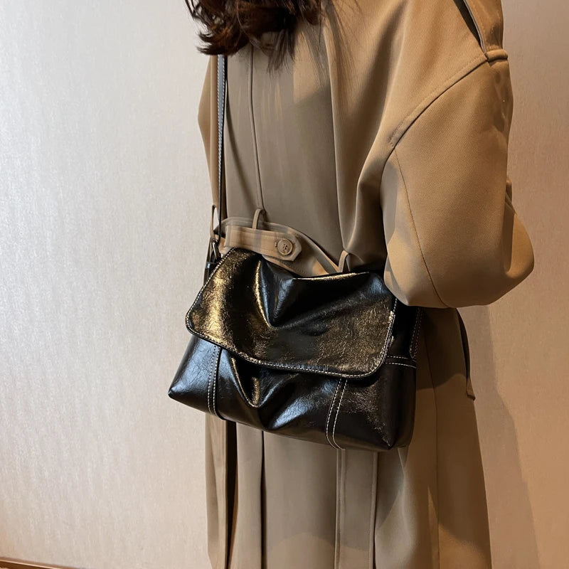 Vintage Small Leather Crossbody Bag Lady Hobo Purse