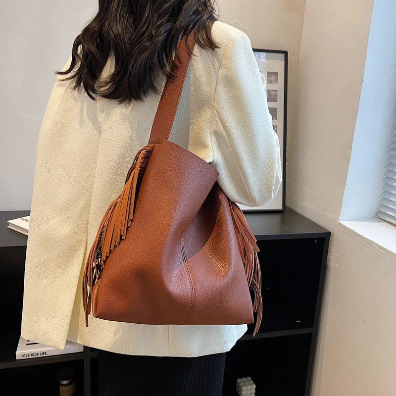 Vintage Solid Crossbody Bucket Handbag with Tassels