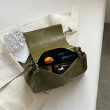 Retro Casual Shoulder Bag with Chain Large Capacity Messenger Bag