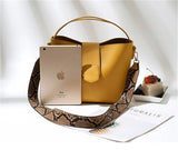 Yellow Women Handbags Set - Sac A Main Femme