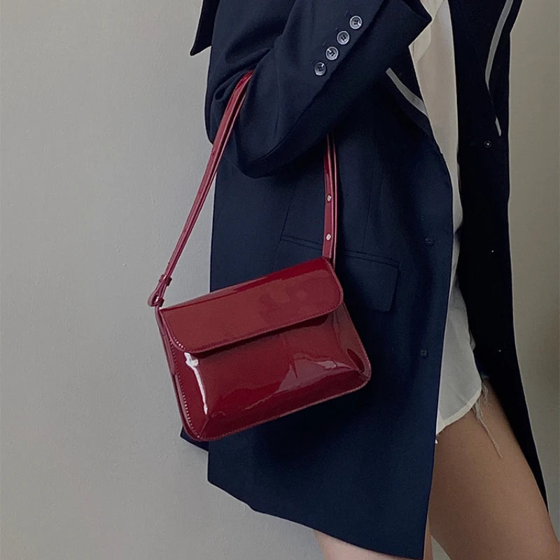 Ladies Retro Patent Leather Small Square Shoulder Messenger Bag
