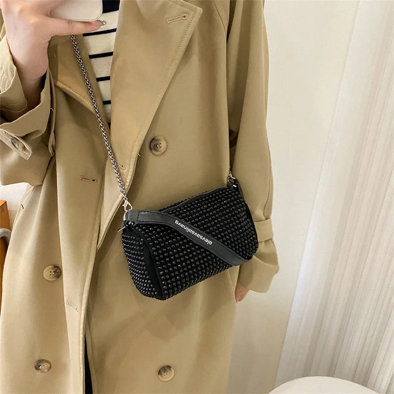 Small Chain Shoulder Bag with Sparkling Drills