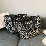 Leopard Print Zipper Shoulder Bag - Large Capacity