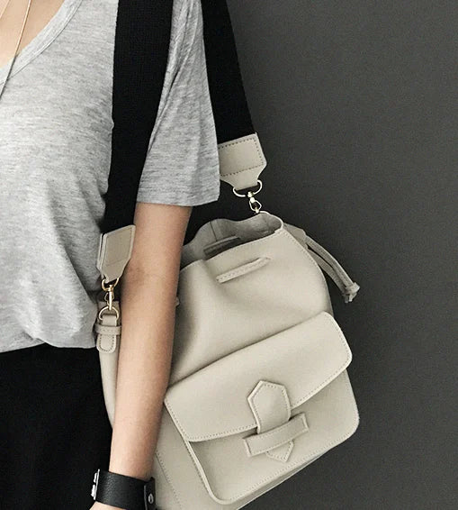 Wide Shoulder Strap Bucket Bag Retro PU Leather Handbag Wallet