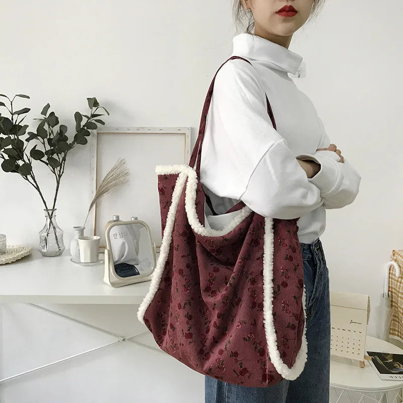 Retro College Style Shoulder Bag for Women Large-capacity Casual Handbag