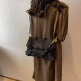 Large Capacity Canvas Shoulder Bags Retro Chains Messenger Handbags