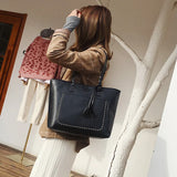 Women's Large Capacity Fringe Shoulder Bag