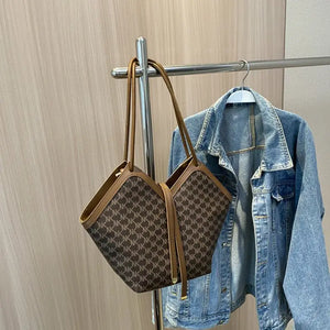 Large Capacity Women's Shoulder Bag All-Matching Western Style Tote Bag