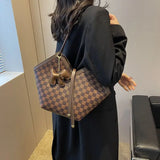Large Capacity Women's Shoulder Bag All-Matching Western Style Tote Bag