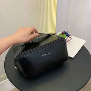 Large Capacity Makeup Bag, Double Layer Travel Cosmetic Bag Portable Leather