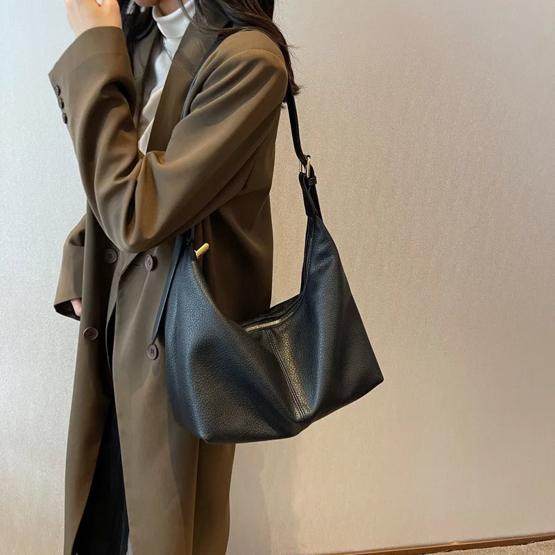 Western Style PU Leather Shoulder Bag Large Capacity Tote Bag