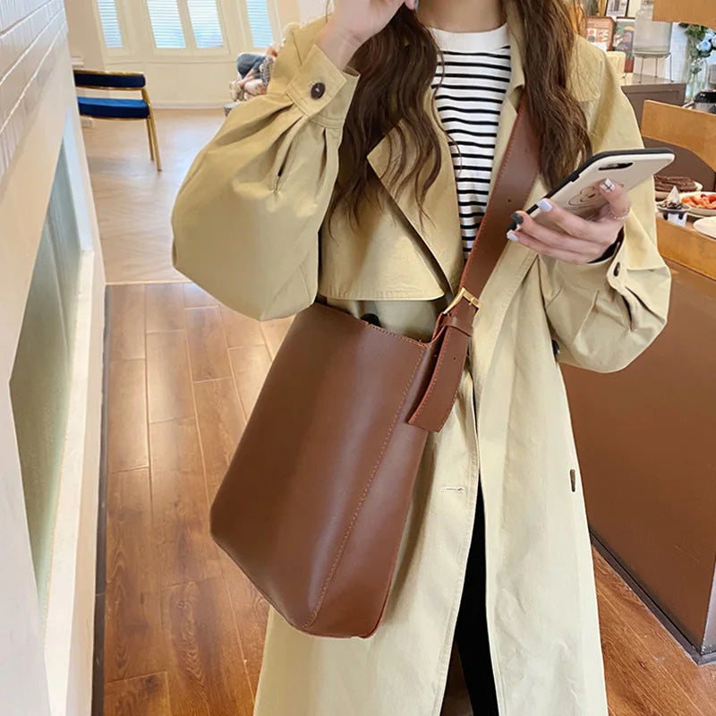 Large Capacity Shoulder Tote Vintage Pu Leather Crossbody Messenger Bag