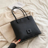 Large Capacity Western Style Shoulder Bags For Women PU Leather Handbags