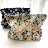 Large Women Floral Cosmetic Bag Cotton Relief Zipper Washing Makeup Storage Bag