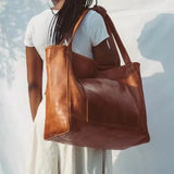 Large-capacity Women's Shoulder Bag with Pockets