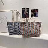 Large-capacity Women Tote Shoulder Bag Casual Outdoor Student