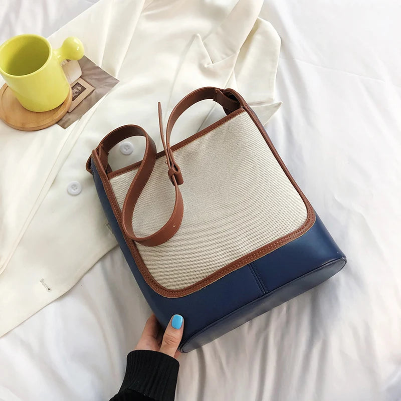 Large-Capacity Retro Messenger Bag Soft-Faced Shoulder Bag for Students