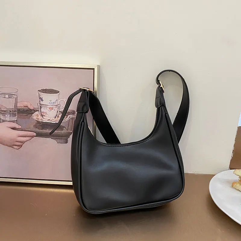 Leather Armpit Women's Handbags Retro Shoulder Messenger Bag