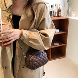 Lingge Chain Shoulder Phone Bag Girl Cross Body Bag Wallet
