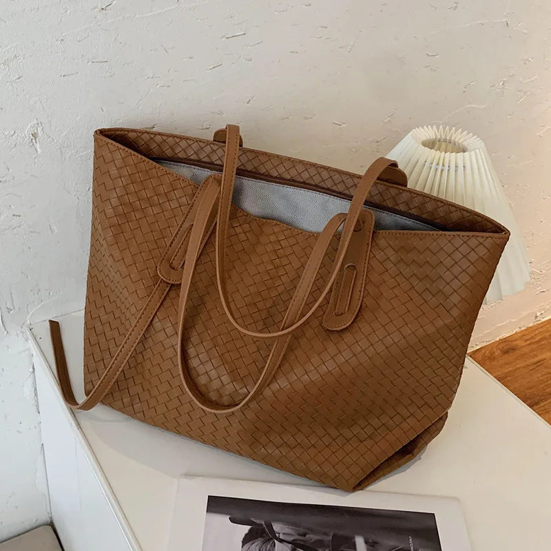 Large Tote Shoulder Bag for Women Vintage Ladies Handbag Purse