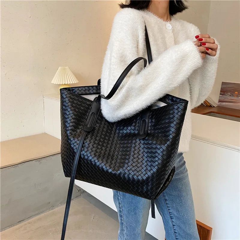 Large Tote Shoulder Bag for Women Vintage Ladies Handbag Purse