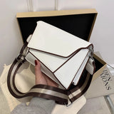Hot Shoulder Bag Irregular Small Square Bag Wide Strap Crossbody Bags