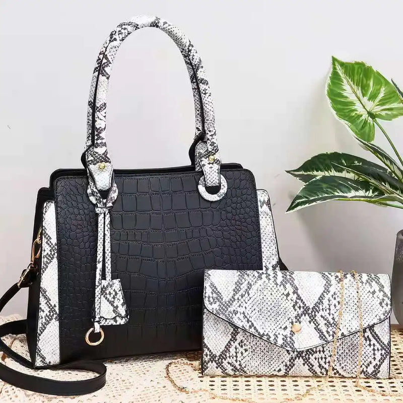 Large Capacity Crossbody Bag Retro Snake Print Splicing Handbag