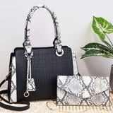 Large Capacity Crossbody Bag Retro Snake Print Splicing Handbag