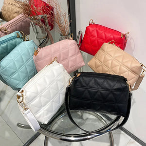 Women's Large Capacity Messenger Bag Chain Crossbody Handbag