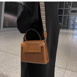 Retro One-Shoulder Handbag