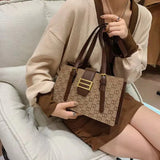 High-End Retro One-Shoulder Underarm Bag